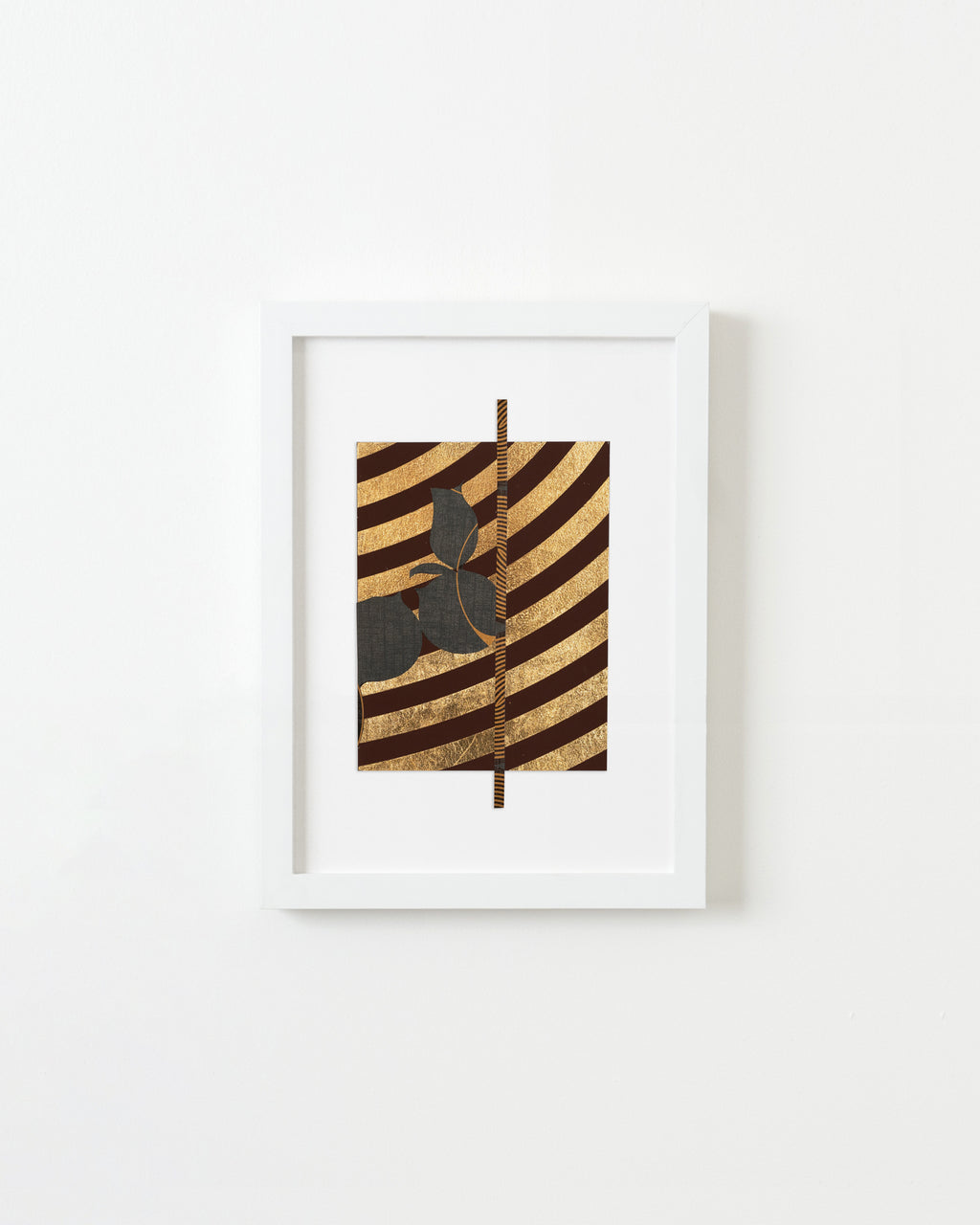 Mixed Media by Lisa Hunt titled "Cross Sections Free Form No.12" - 1.