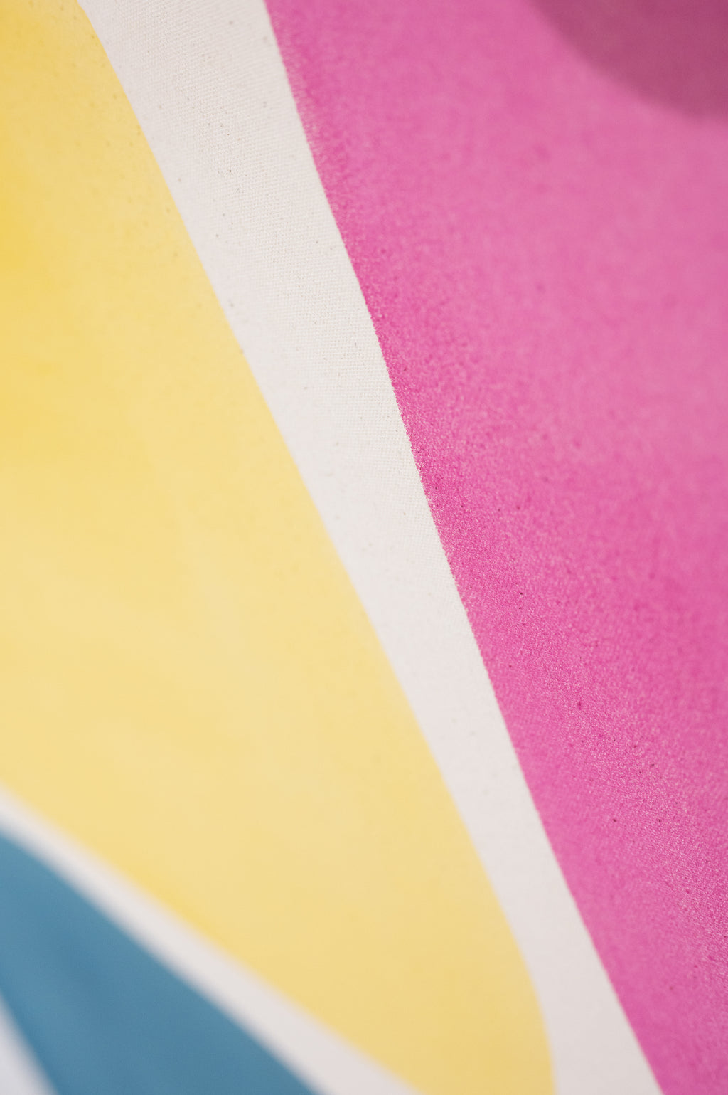 Painting by Mia Farrington titled "LENI" - 4.